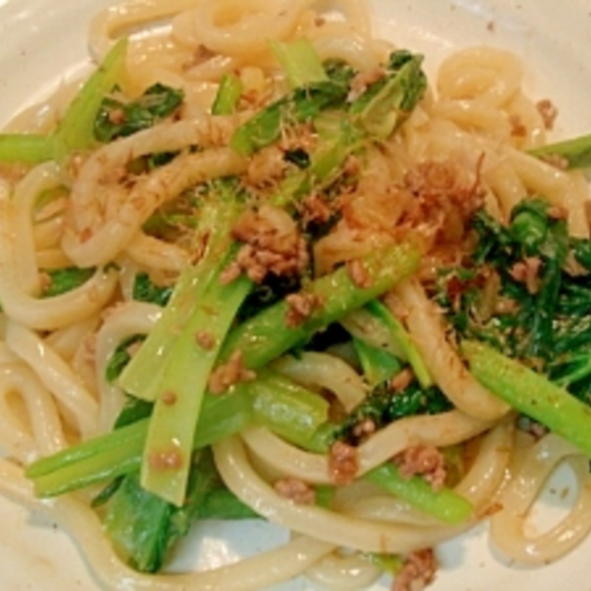 たっぷり小松菜と挽肉の焼うどん 醤油味 レシピ 作り方 By Pchan2 楽天レシピ たっぷり小松菜と挽肉の焼うどん 醤油味 レシピ 作り方 By Pchan2 楽天レシピ